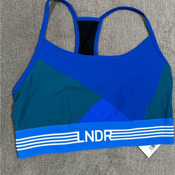LNDR Beach Run Bra - Picture 2 of 6